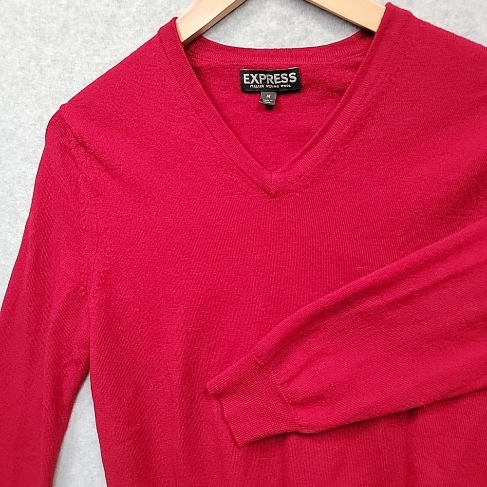 EXPRESS Women Sz Medium Italian Merino Wool Red 100% Wool Vneck Sweater Soft EUC